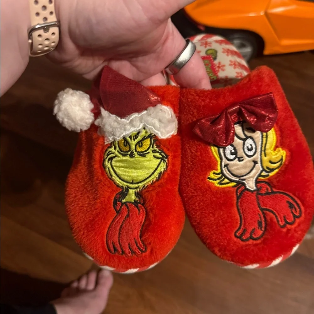 Toddler Grinch Slippers